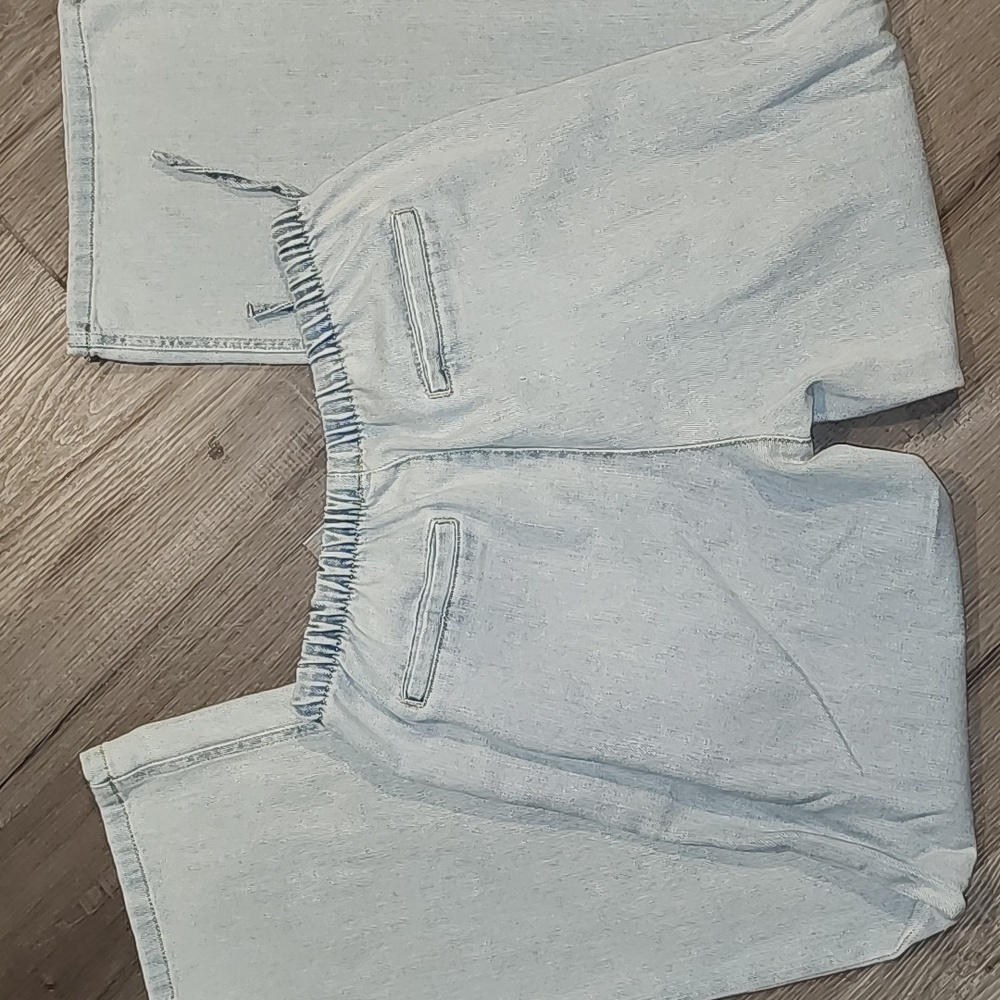 Wide Leg Pull On Jeans - Picture 6 of 6
